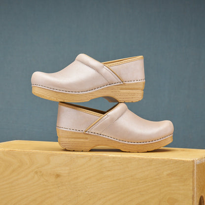Dansko Professional Pearl Metallic
