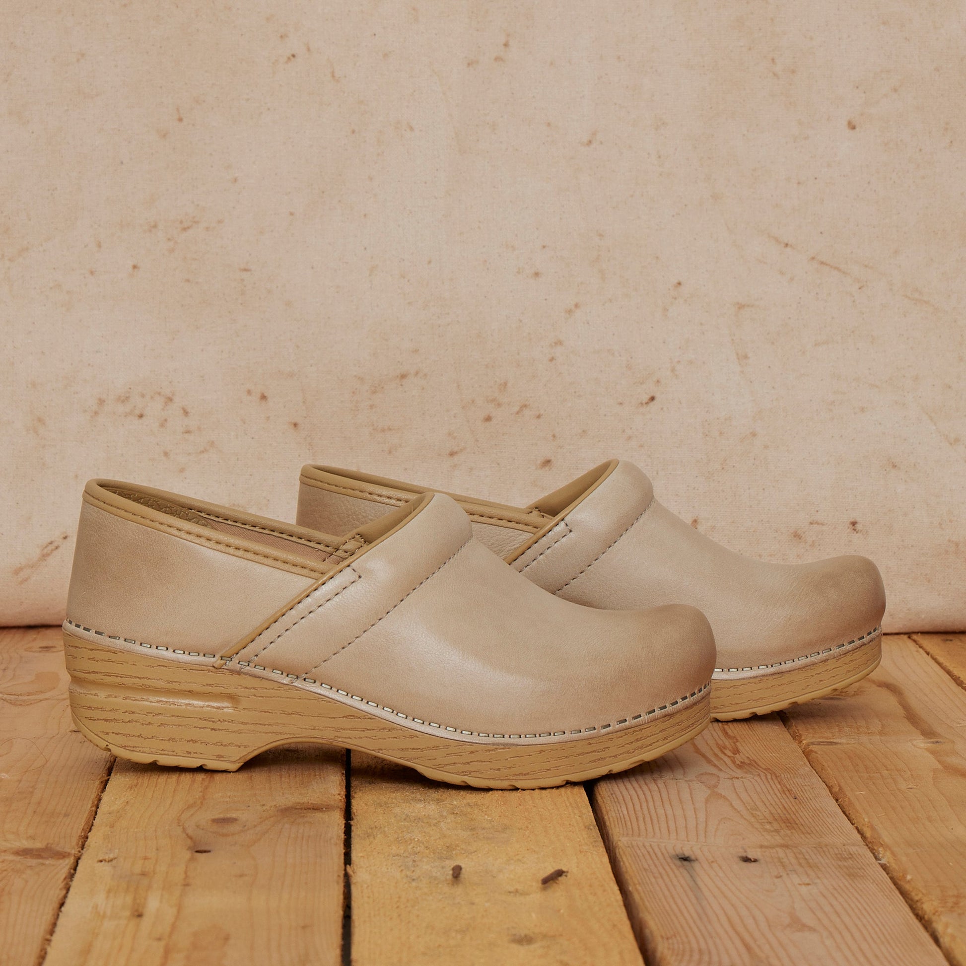 Dansko Professional Sand Milled Burnished