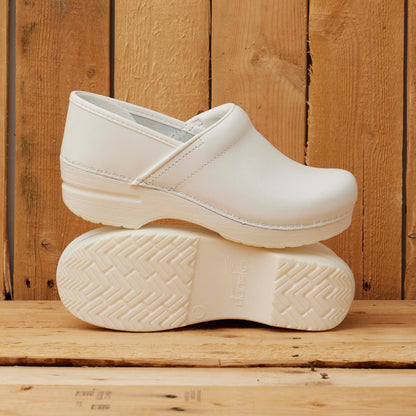 Dansko Professional White Box