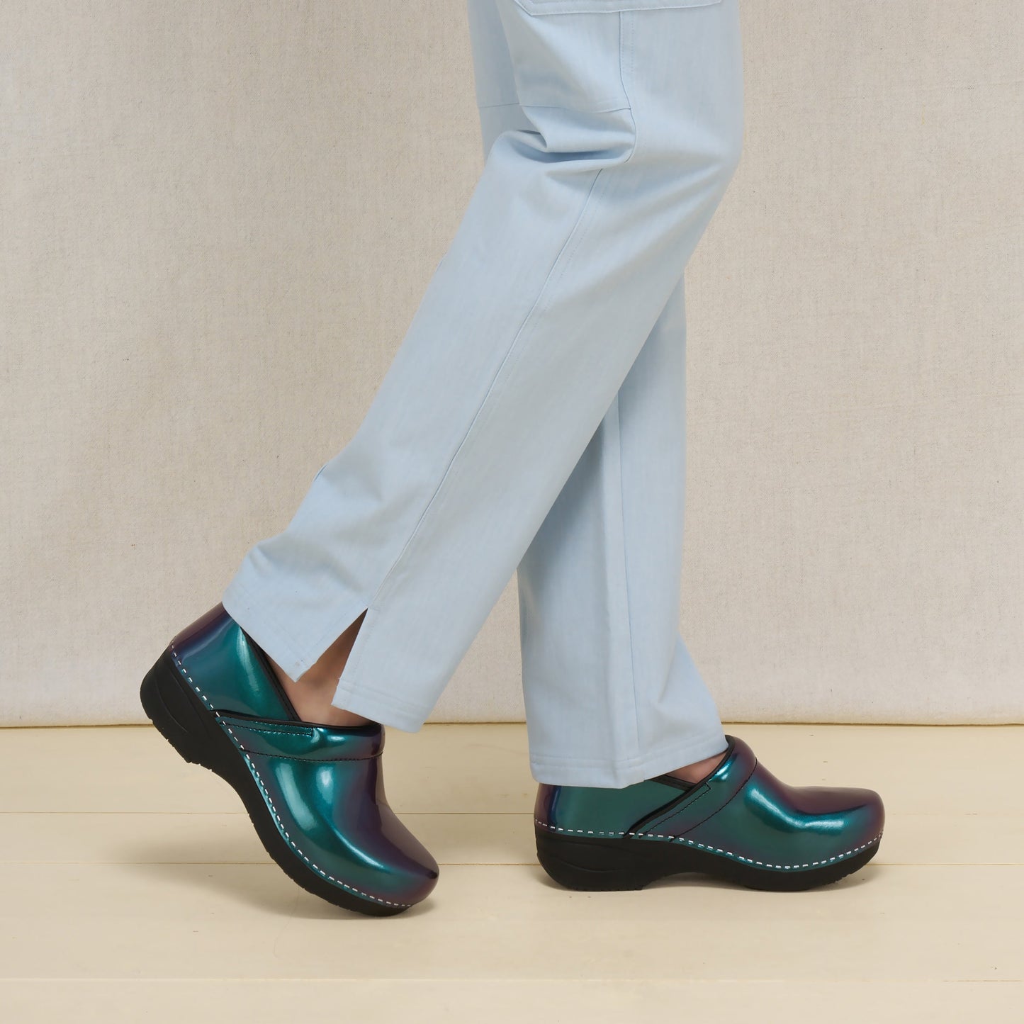 Dansko XP 2.0 Chill Colorshift Patent