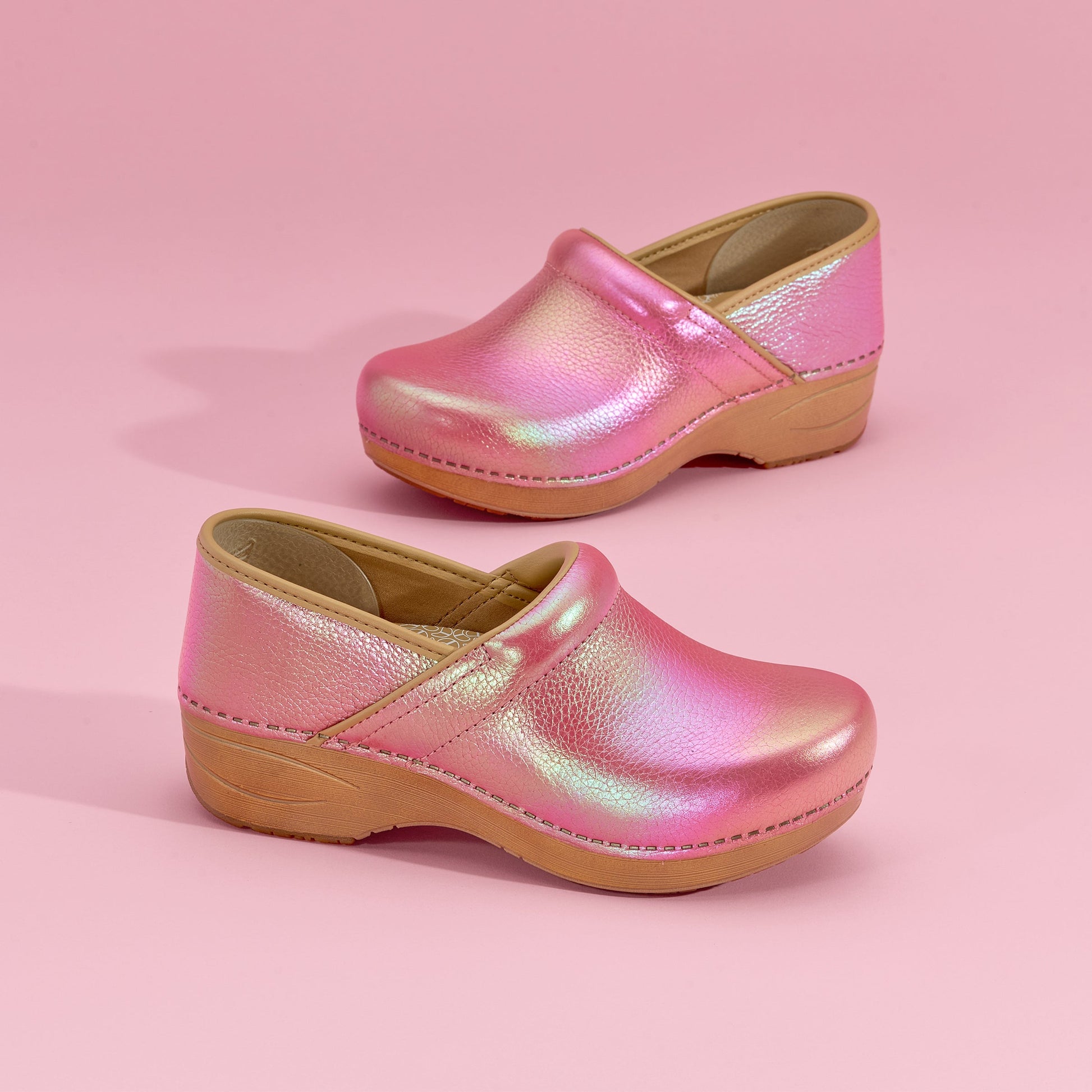 Dansko XP 2.0 Pink Iridescent Leather