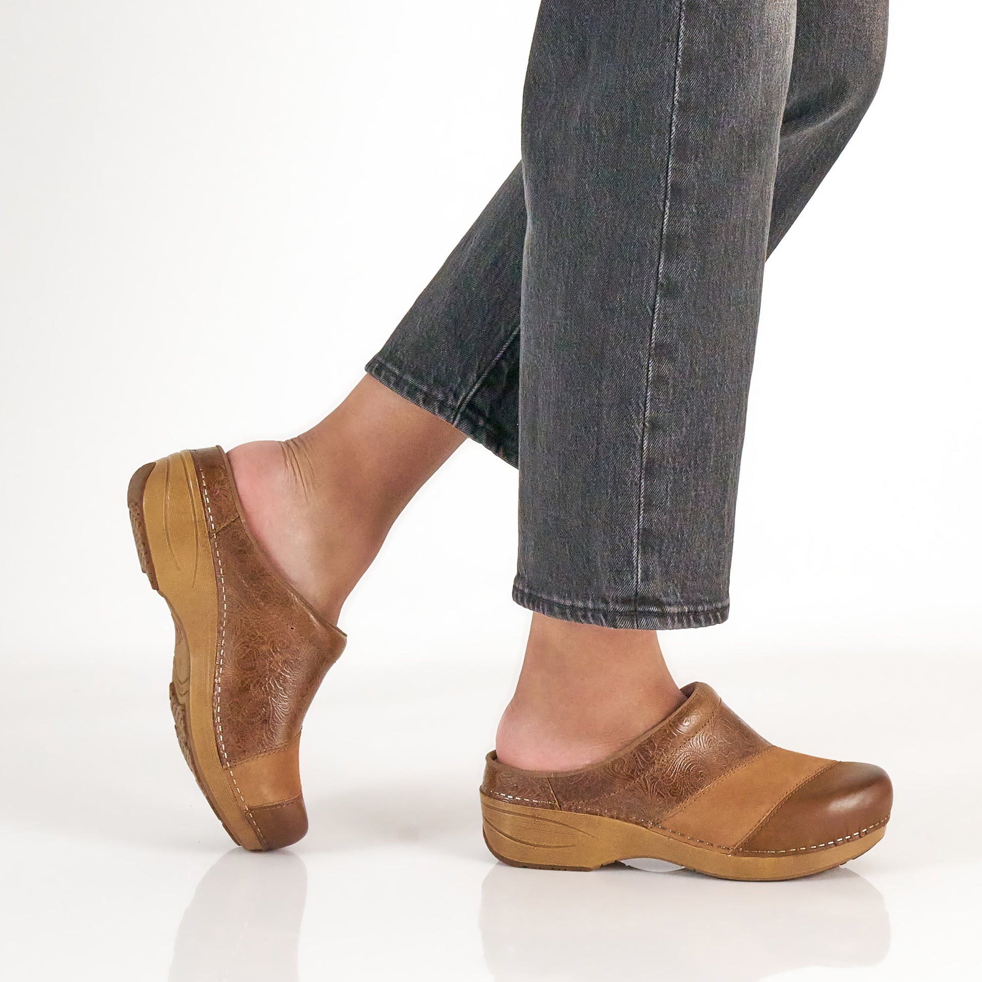 Dansko Zinnia Tan Multi