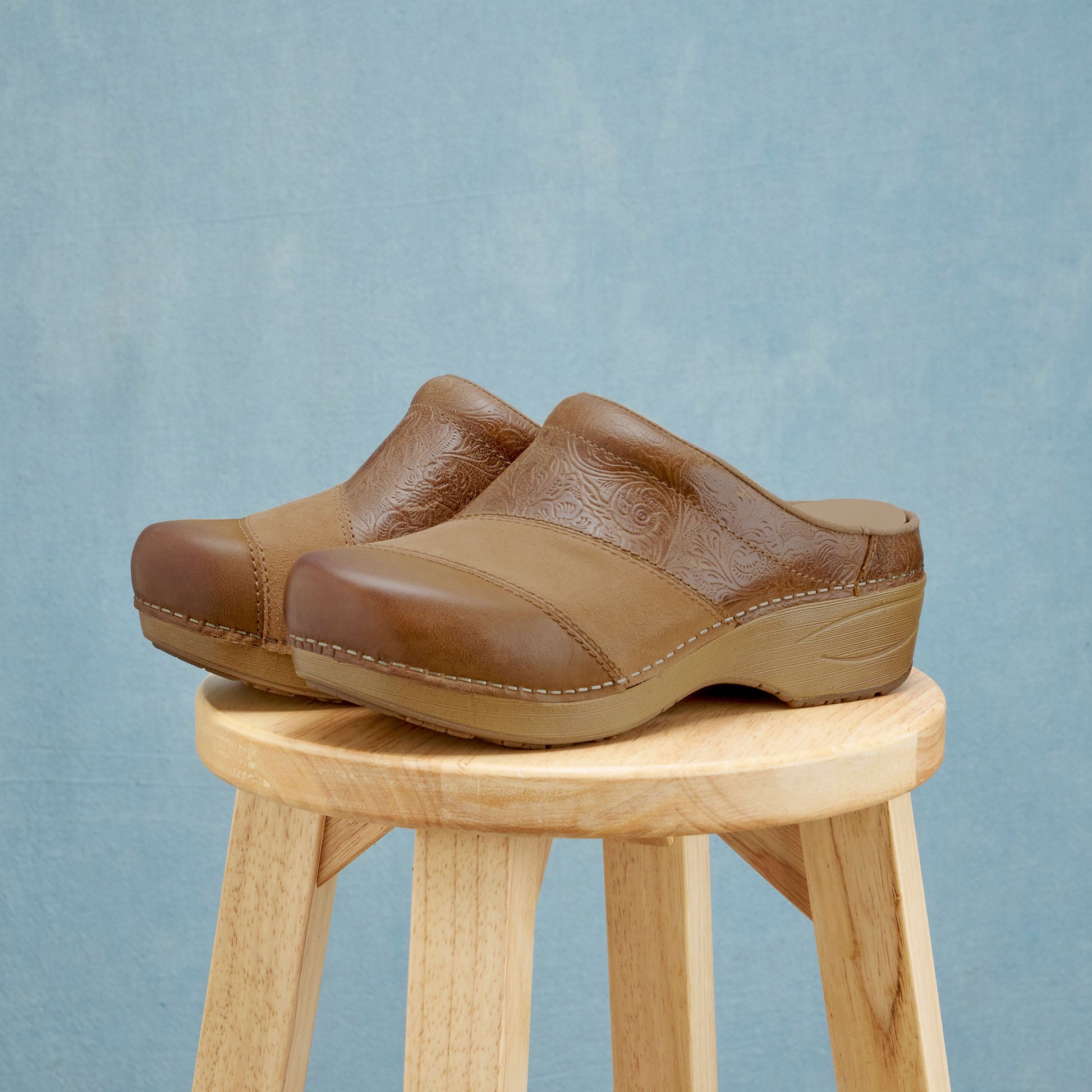 Dansko Zinnia Tan Multi