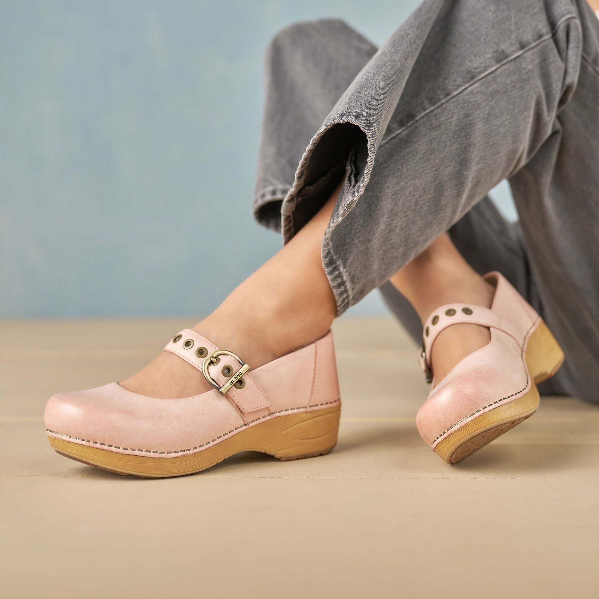 Dansko XP 2.0 Mary Jane Clog Pink Leather