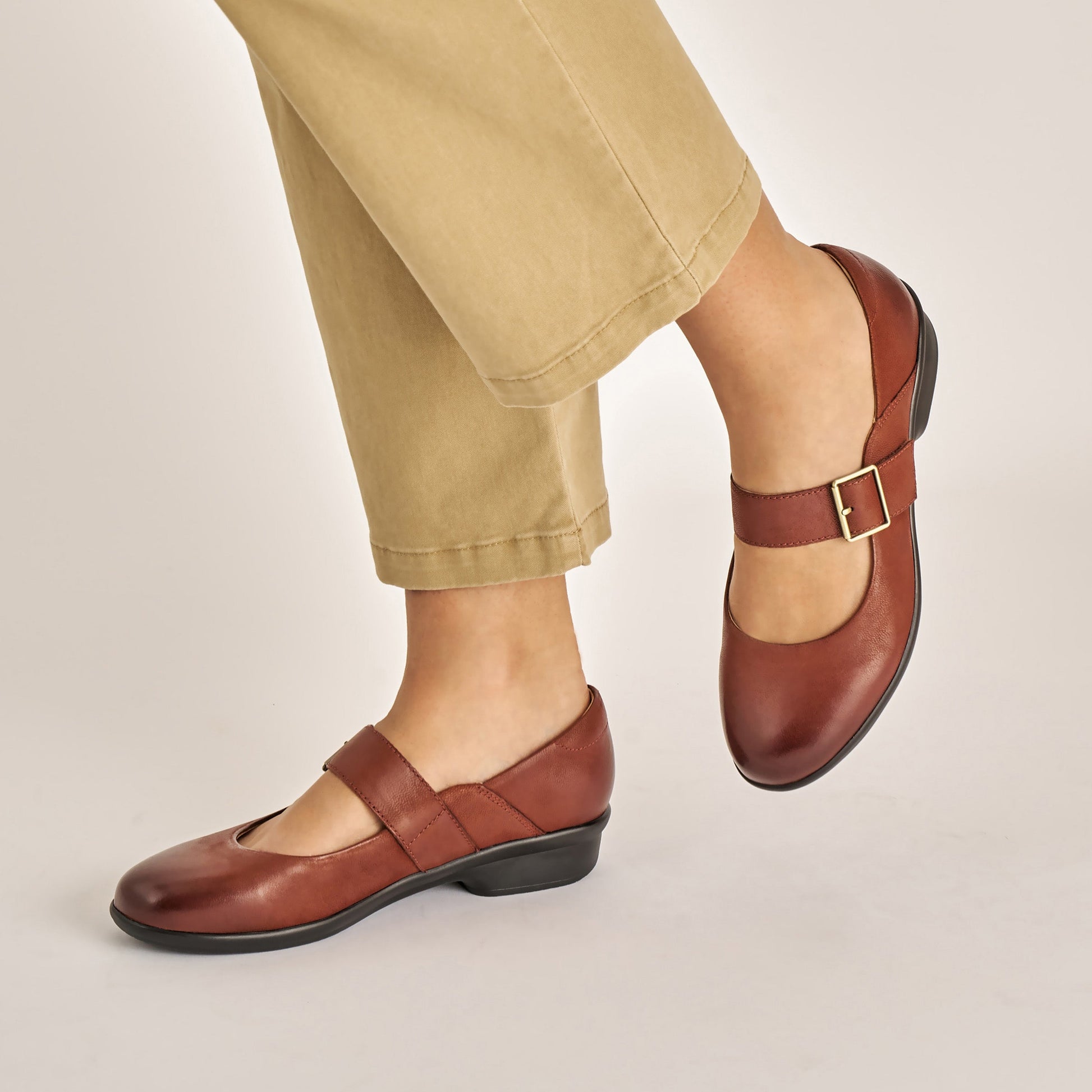 Dansko Collette Russet Burnished Nubuck