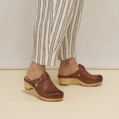Dansko Leandra Brown Leather