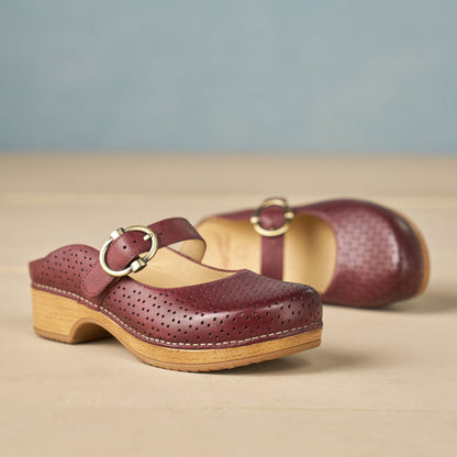 Dansko Blaire Clog Sangria