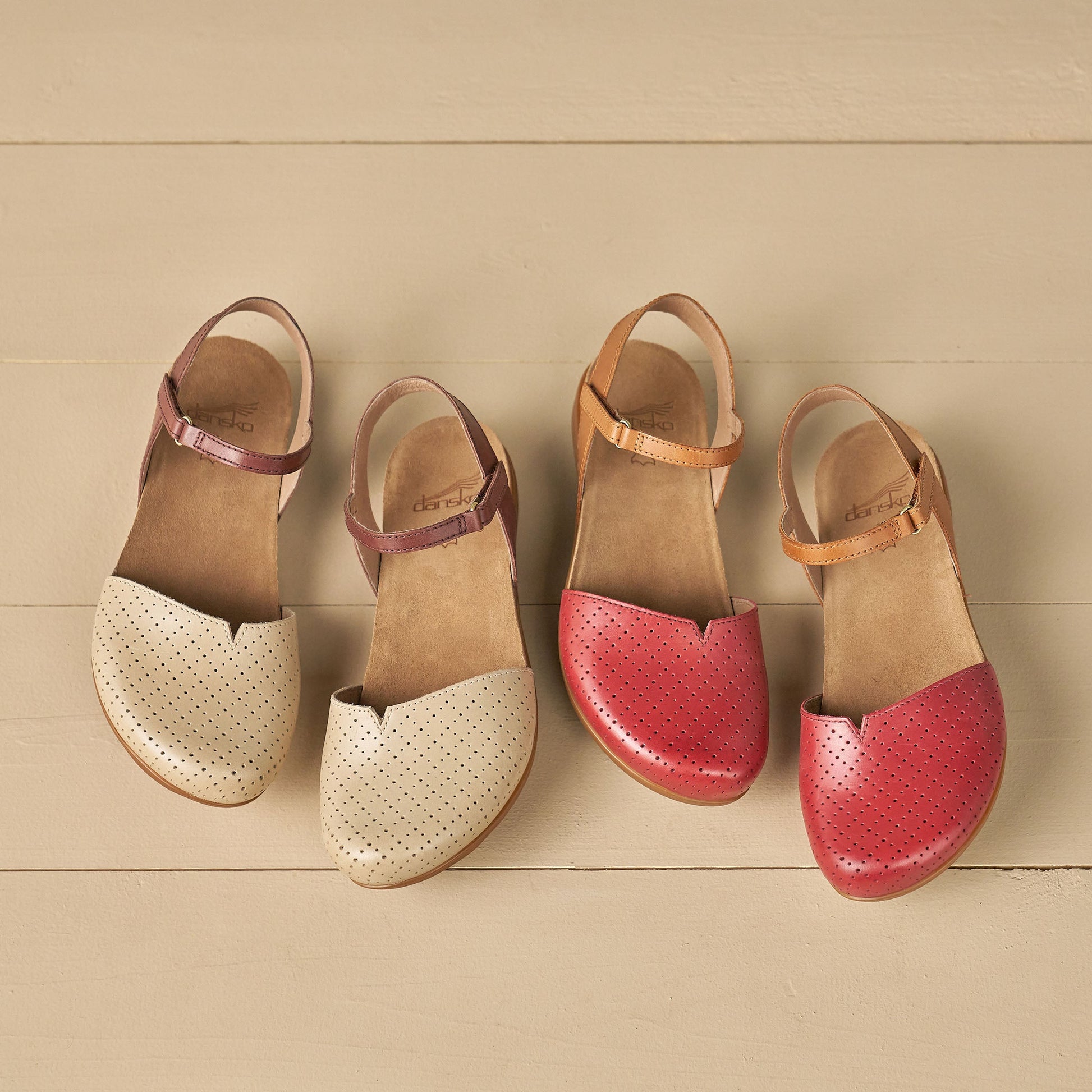 Dansko Rowan Sand Leather