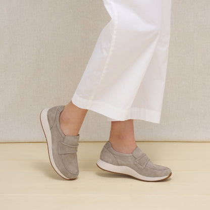 Dansko Clementine Light Grey Nubuck