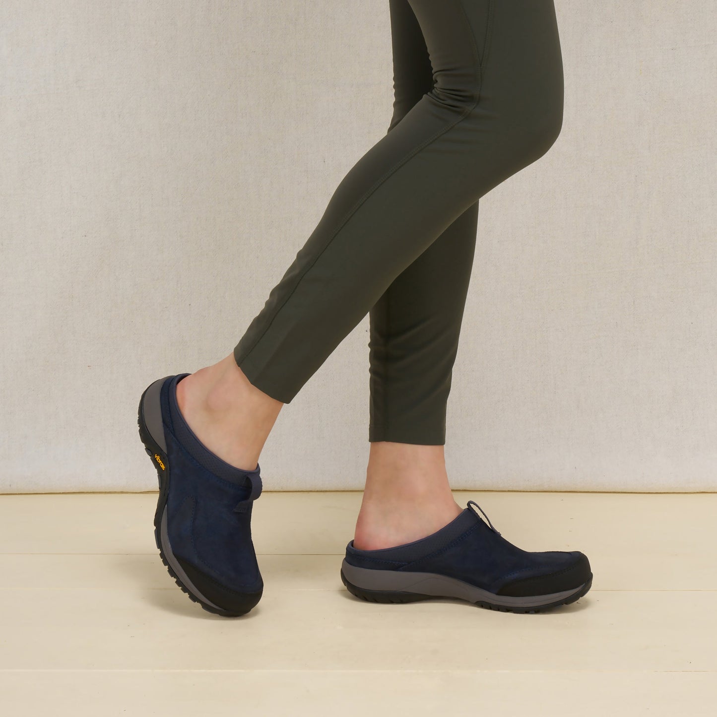 Dansko Pia Navy Leather