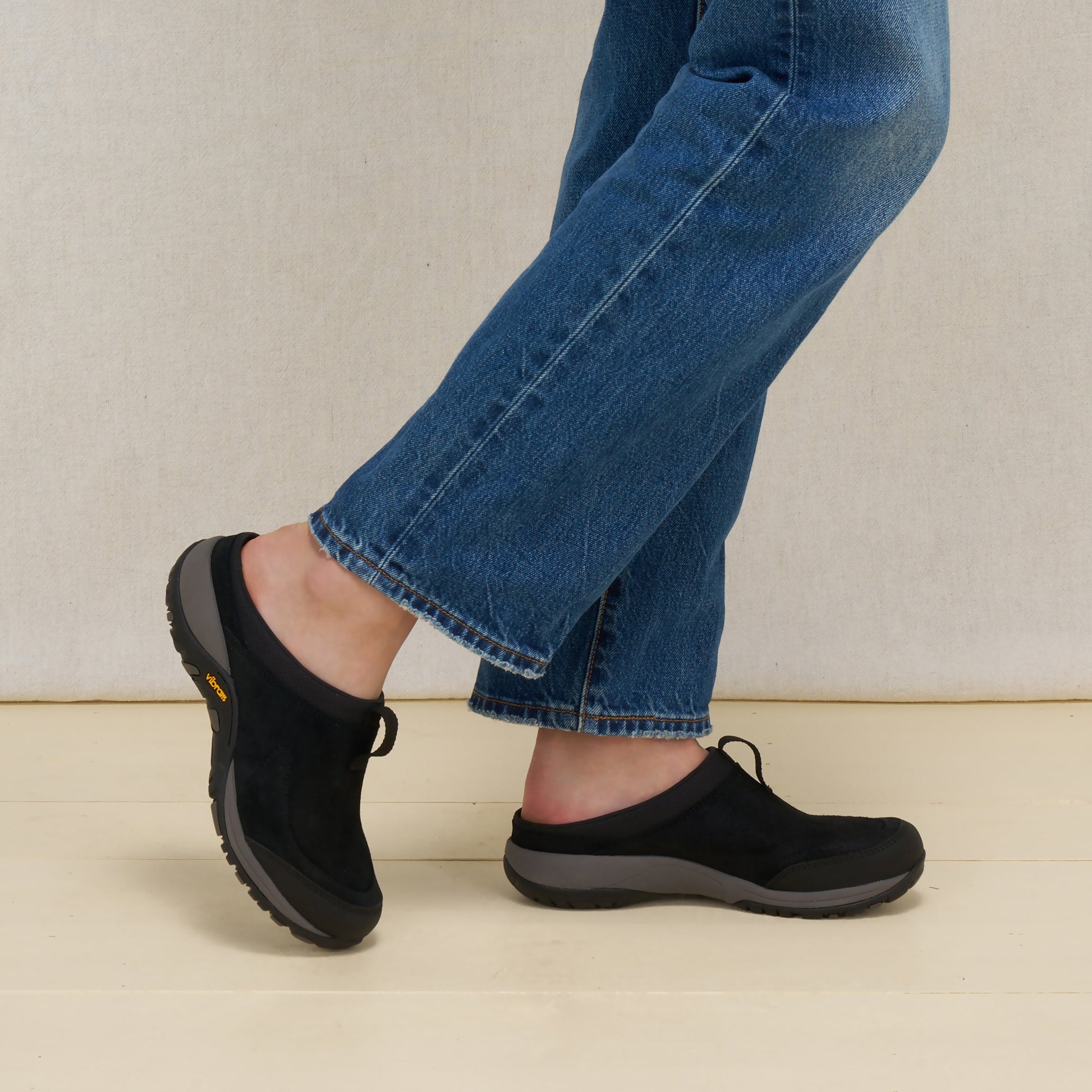 Dansko Pia Black Leather
