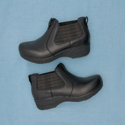 Dansko XP 2.0 Bootie Black Leather
