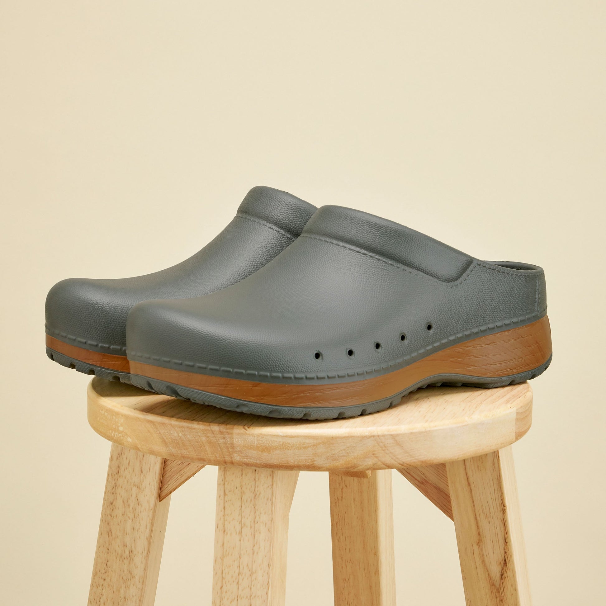 Dansko Kane Mens Grey Mule