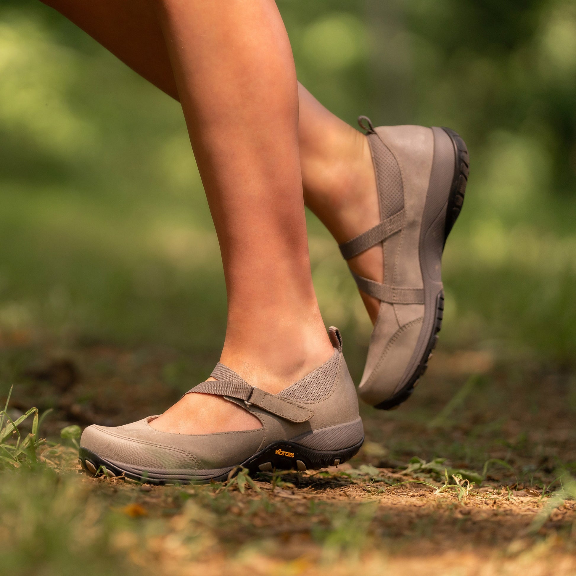 Dansko Primrose Taupe Burnished Suede