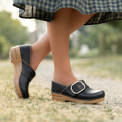 Dansko Pearson Black Tumbled