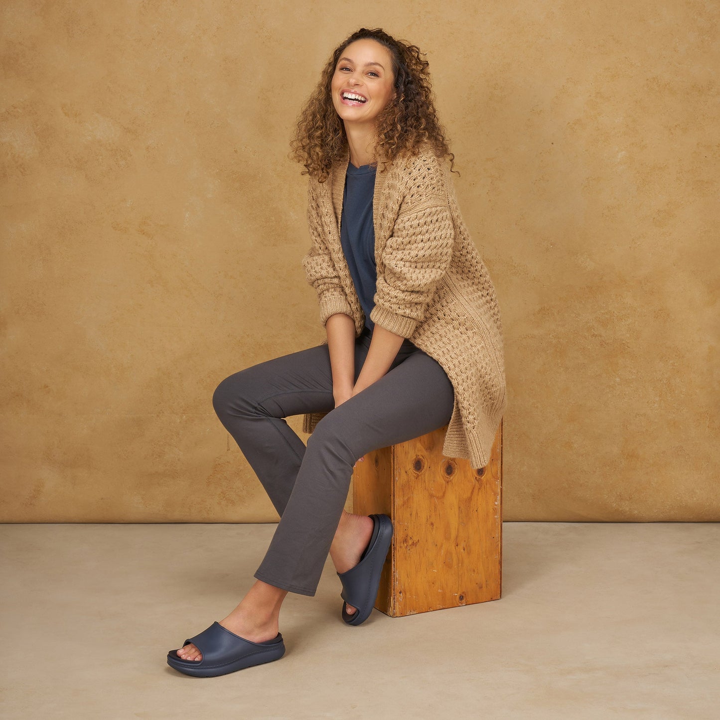Dansko Devyn Navy Molded