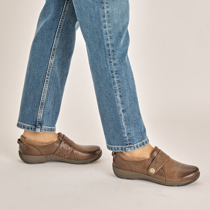 Dansko Sallie Stone Waxy Burnished