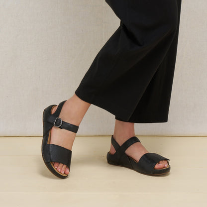 Dansko Tinsley Black Leather