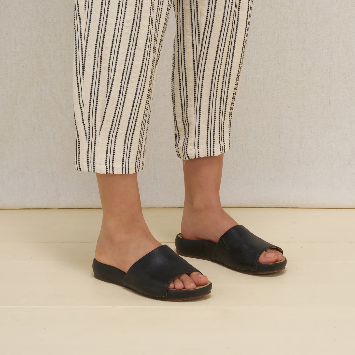 Dansko Twyla Black Leather