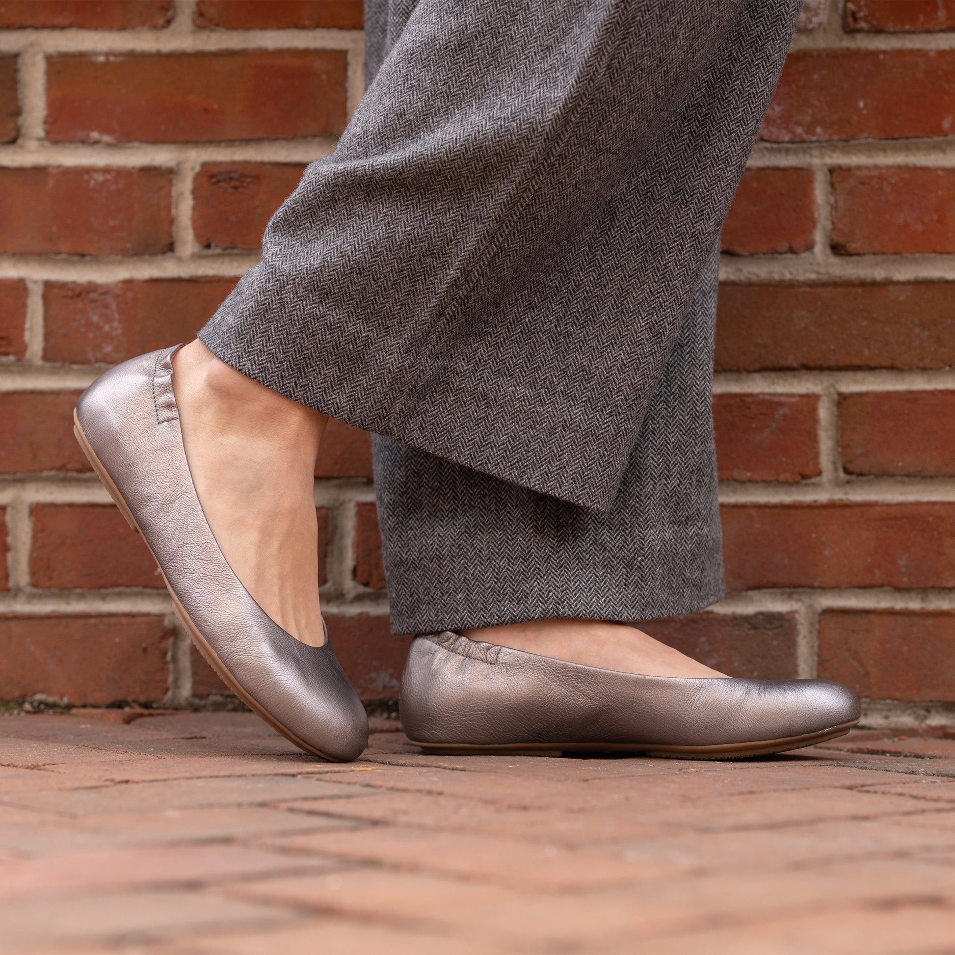 Dansko Mollie Pewter Metallic