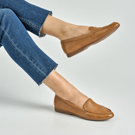 Dansko Lorri Tan Waxy Milled