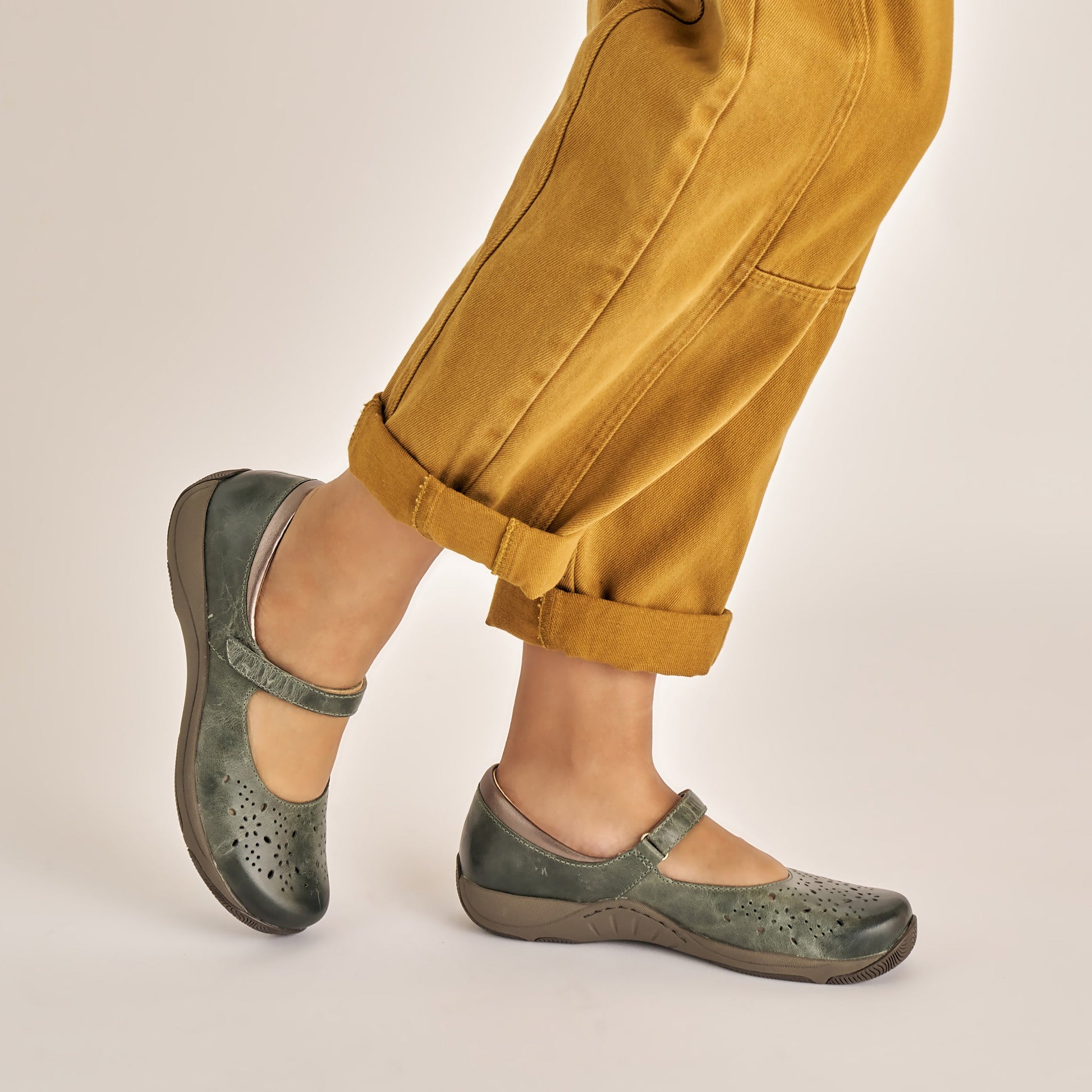 Dansko Stacy Lake Waxy Burnished