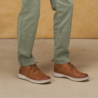 Dansko Tony Tan Burnished Suede